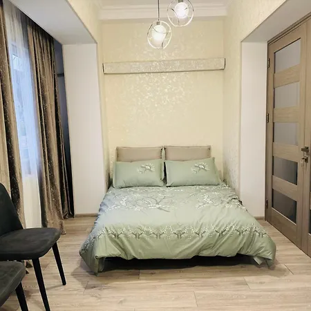 Tbilisi-Apartment Exterior photo